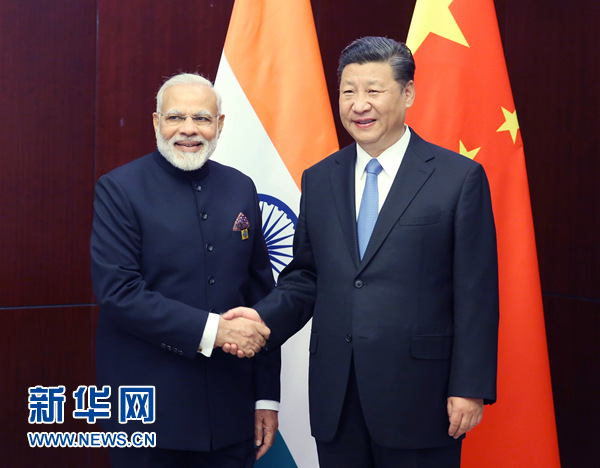 6月9日，國家主席習近平在阿斯塔納會見印度總理莫迪。 新華社記者姚大偉 攝