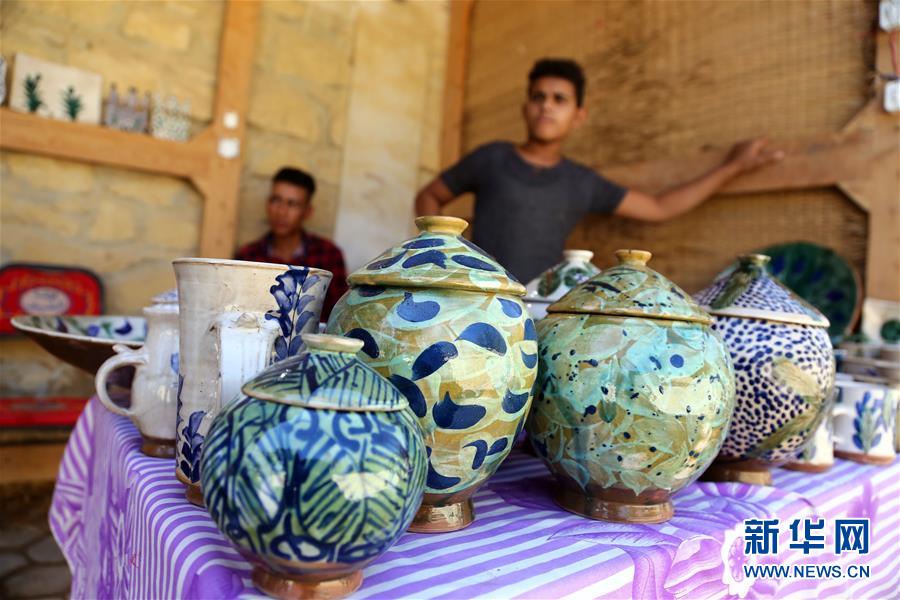（國際&middot;圖文互動）（1）通訊：埃及傳統陶藝村煥發現代魅力