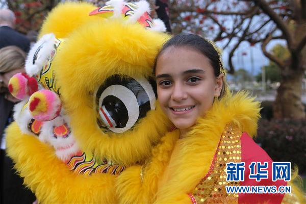 （國際&middot;圖文互動）（5）通訊：瞧這一家子舞獅的美國人