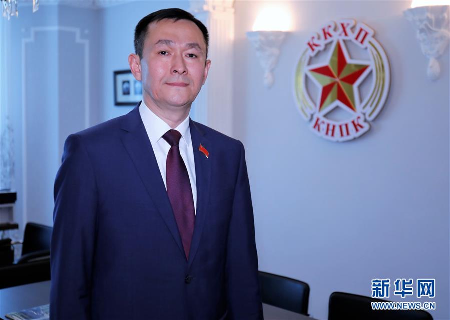 （國際&middot;圖文互動(dòng)）專訪：中美經(jīng)貿(mào)摩擦應(yīng)回到談判軌道&mdash;&mdash;訪哈薩克斯坦共產(chǎn)人民黨中央委員會(huì)書記科努羅夫