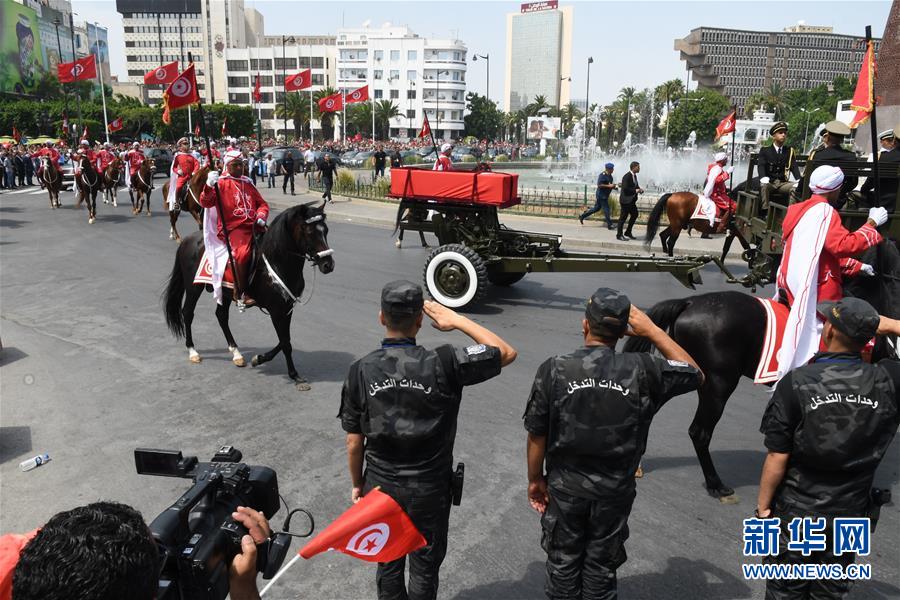 (國際)(4)突尼斯為去世總統埃塞卜西舉行國葬