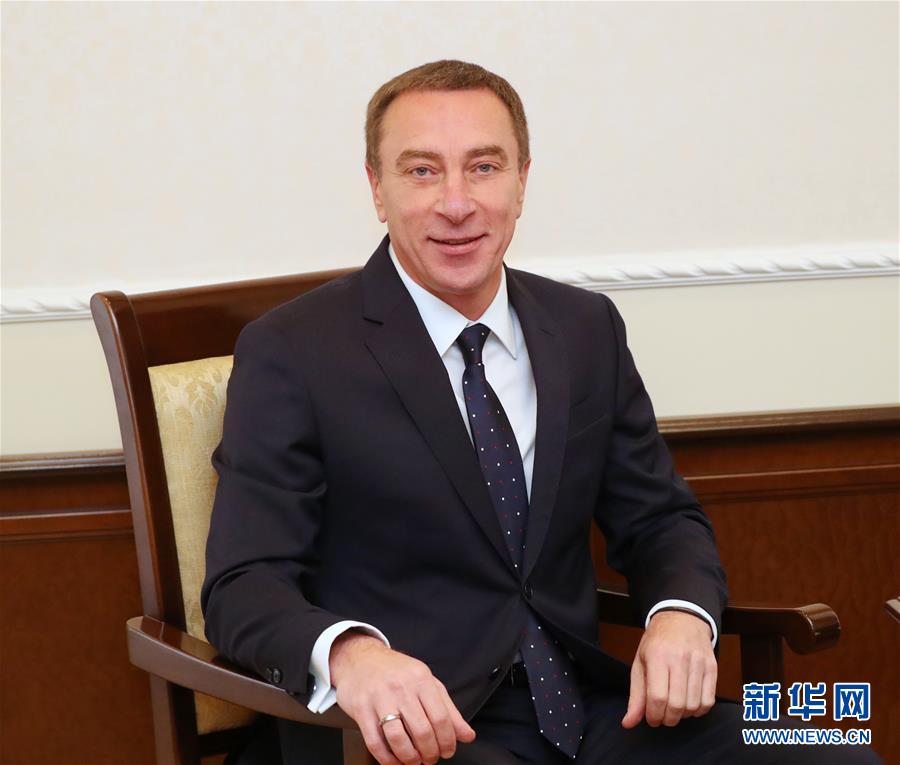 (國(guó)際·圖文互動(dòng))專(zhuān)訪:希望香港局勢(shì)盡快恢復(fù)正常——訪白俄羅斯總統(tǒng)辦公廳副主任斯諾普科夫