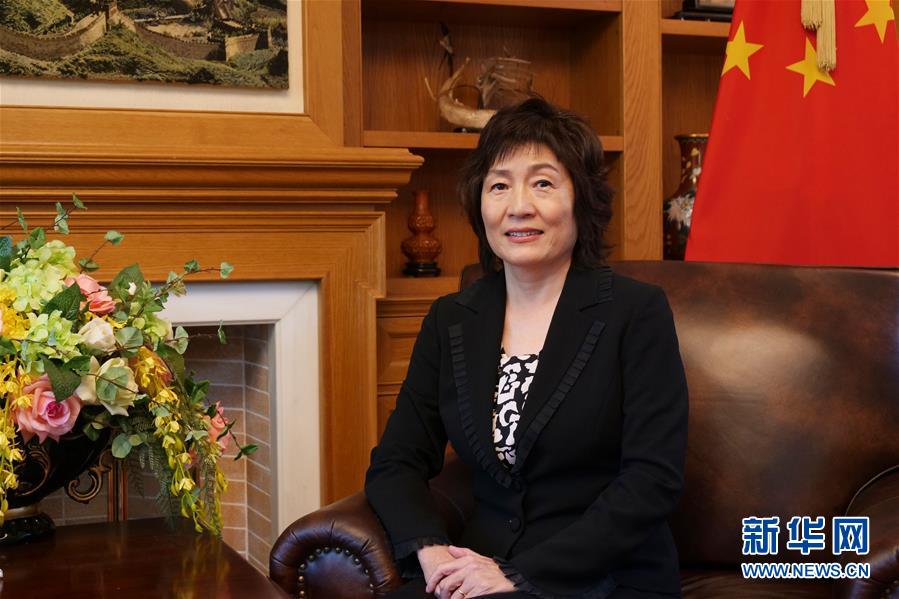 （習近平出訪配合稿&middot;圖文互動）專訪：中希關系已成為不同國家間和平相處、合作共贏的典范&mdash;&mdash;訪中國駐希臘大使章啟月