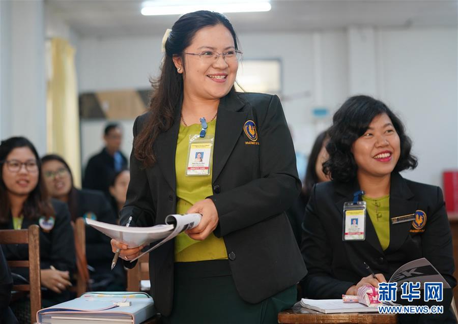 （習近平出訪配合稿&middot;圖文互動）（2）通訊：緬甸公務員掀起學中文熱