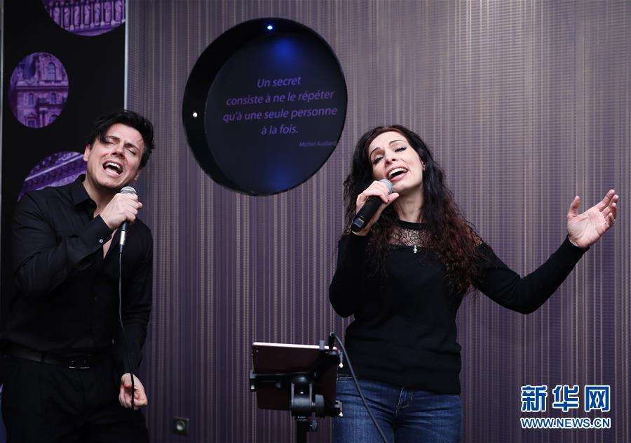 （國(guó)際&middot;圖文互動(dòng)）（4）通訊：手牽手，我們共同驅(qū)散陰霾&mdash;&mdash;法國(guó)音樂(lè)人創(chuàng)作抗疫歌曲背后的故事