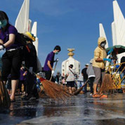 泰國亂局如何收?qǐng)? /></a>    
<p class=