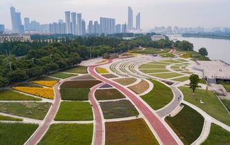 航拍南京&ldquo;水彩調色盤&rdquo;美不勝收